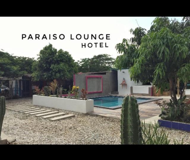 Paraiso Lounge Bonda Buitenkant foto