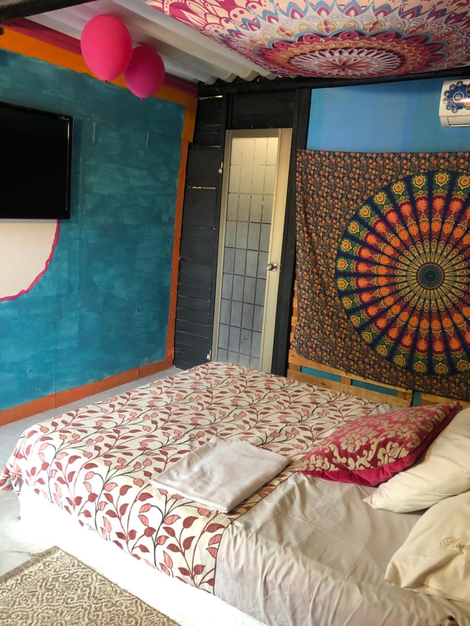 Paraiso Lounge Bonda Buitenkant foto